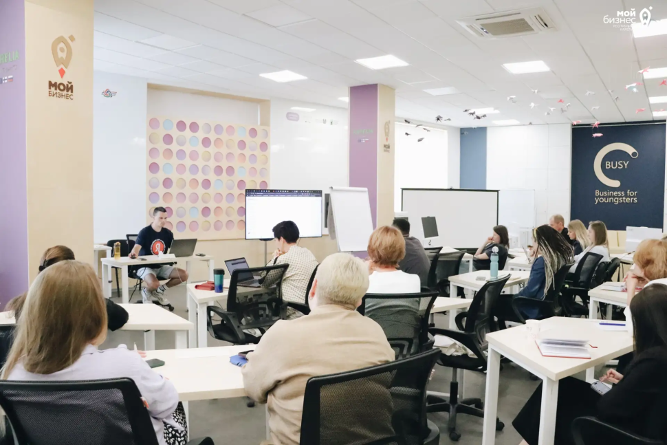 Как тестировать ниши, офферы и гипотезы с минимальным бюджетом при помощи ИИ и связки сайт + Яндекс Директ